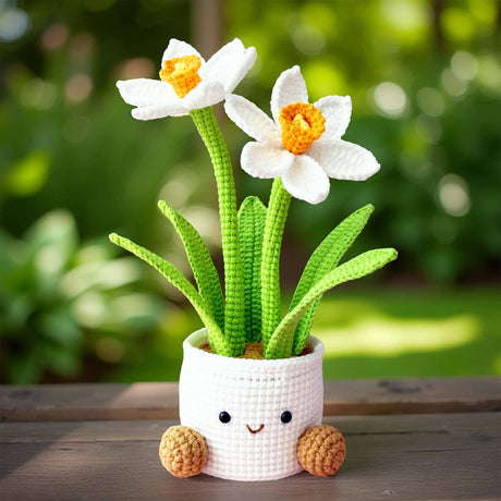 Crochet Daffodil Pot