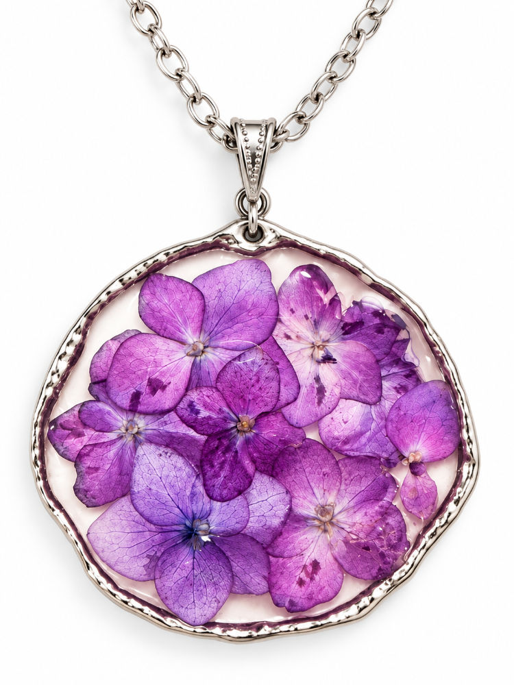 Purple Hydrangea Round Pendant with preserved flowers