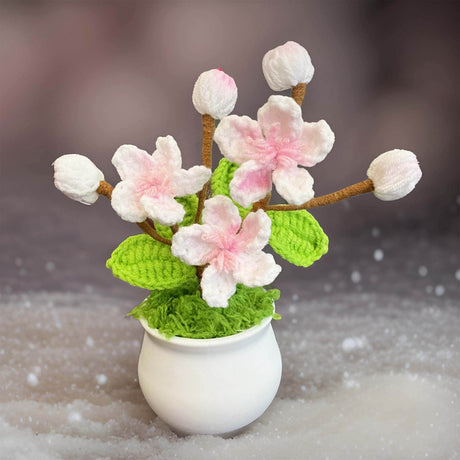 Crochet White Sakura Pot