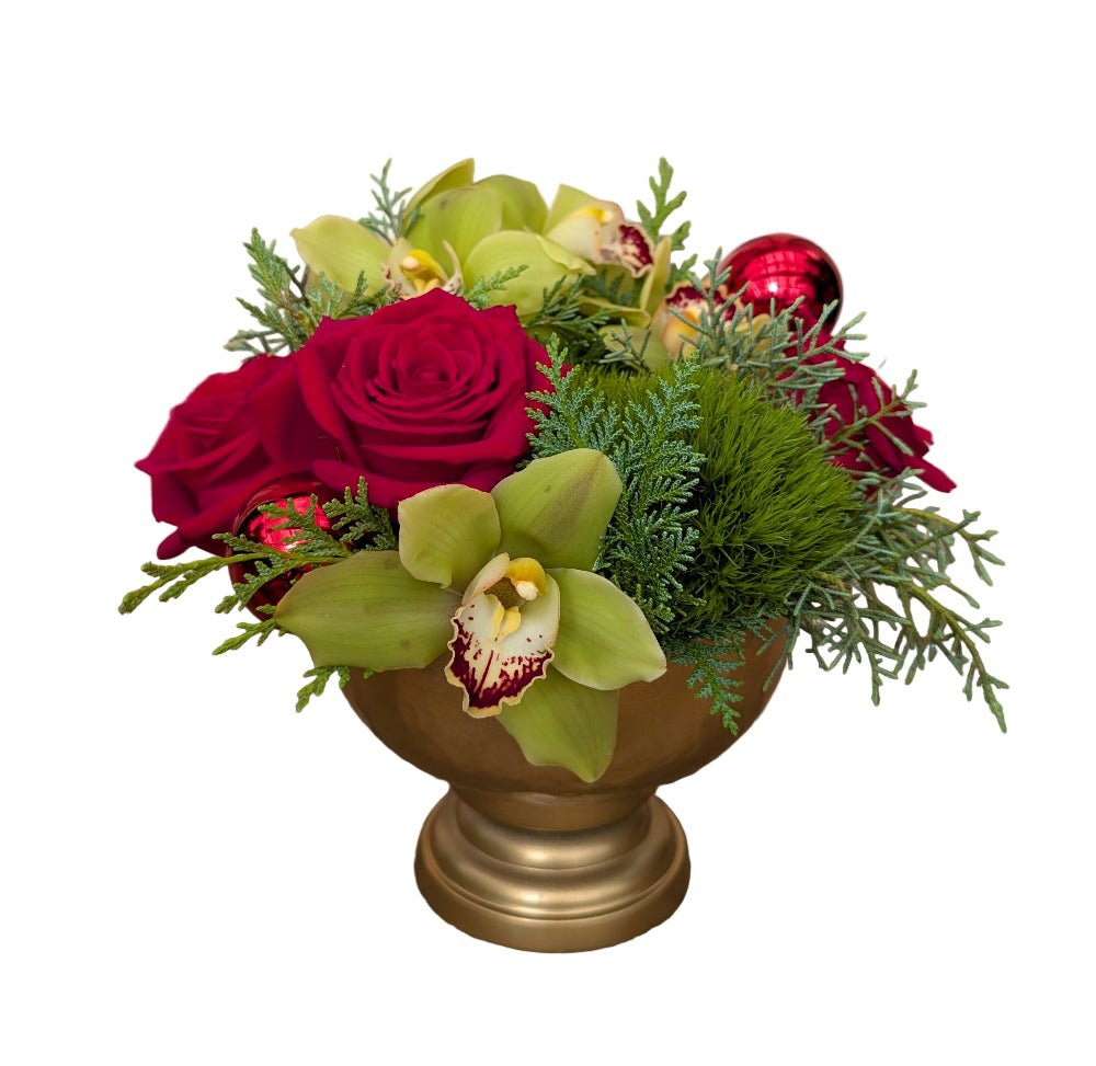 Holiday Chic Bouquet - Deluxe