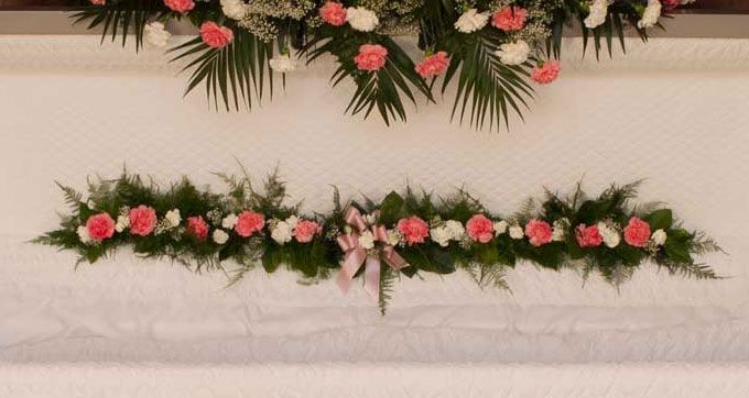 Carnation Garland for funeral service